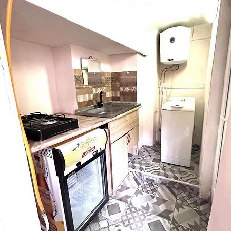 Booboo Flat In Italian Yard Διαμέρισμα Τυφλίδα Εξωτερικό φωτογραφία